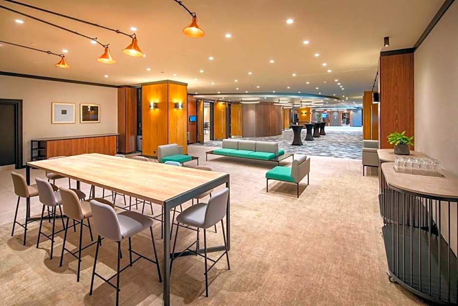 Crowne Plaza Budapest By IHG