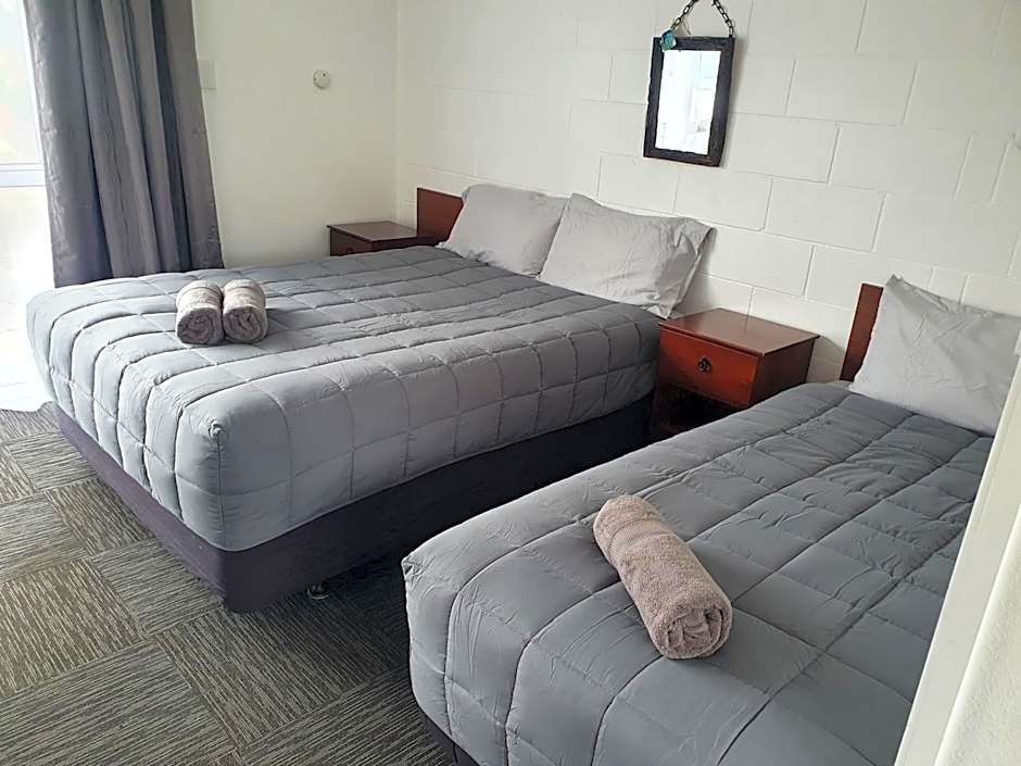 Brooklyne Motel Sanson