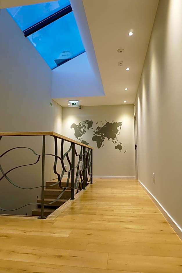 Feira Hostel & Suites