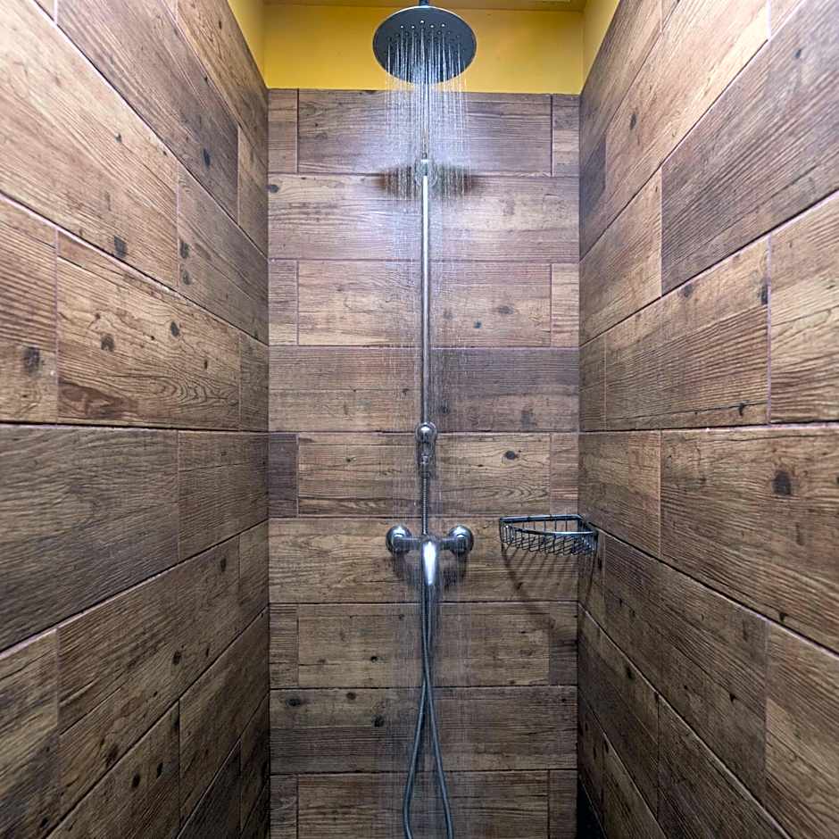 Los Amigos NEST hostel