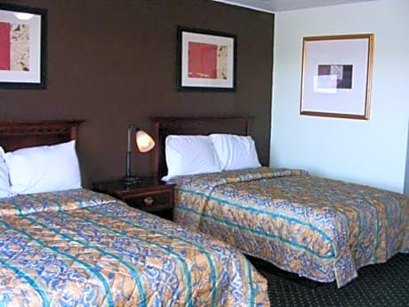 Double Room with Two Double Beds - Non-Smoking