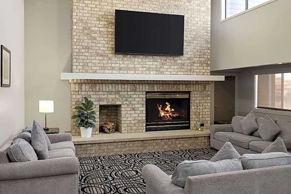 AmericInn by Wyndham Inver Grove Heights Minneapolis