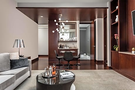 Surrealism Collection Suite 1 King