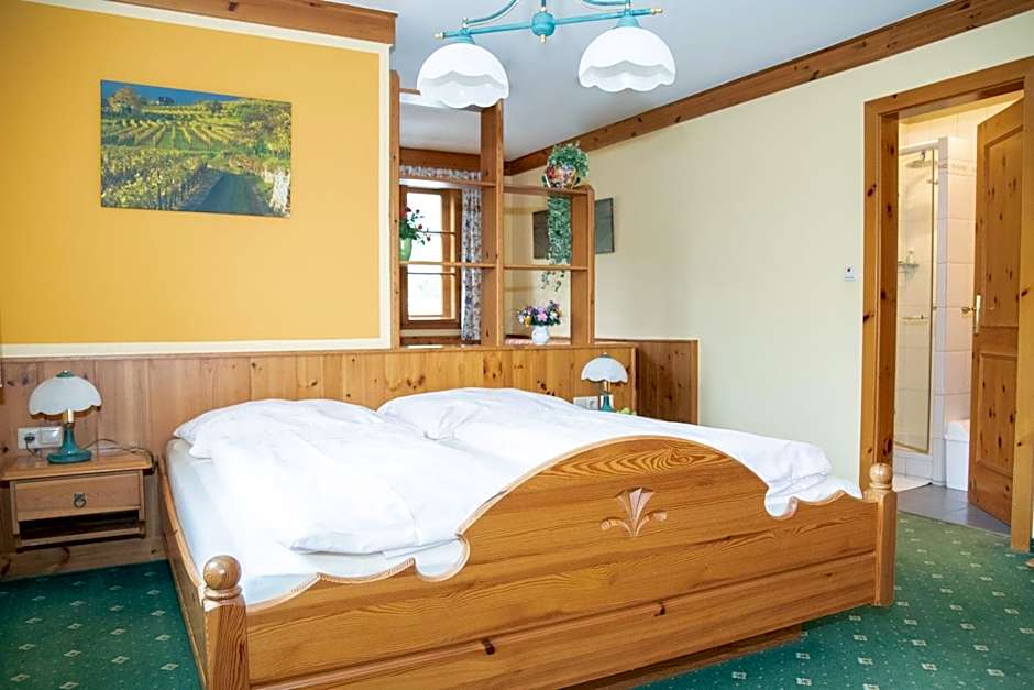 Hotel garni Weinberghof & Weingut Lagler