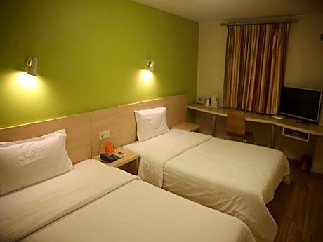Corporate Twin, Guest room, 2 Twin/Single Bed(s), City view