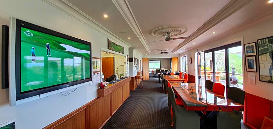 Maxwell's Guest House and Tiny Home