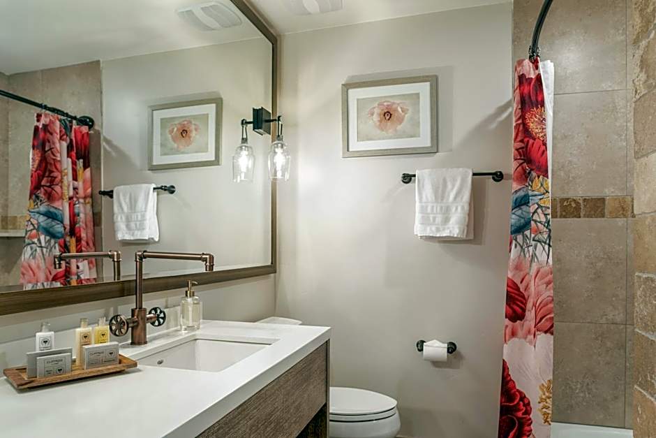 Cliffrose Springdale, Curio Collection by Hilton