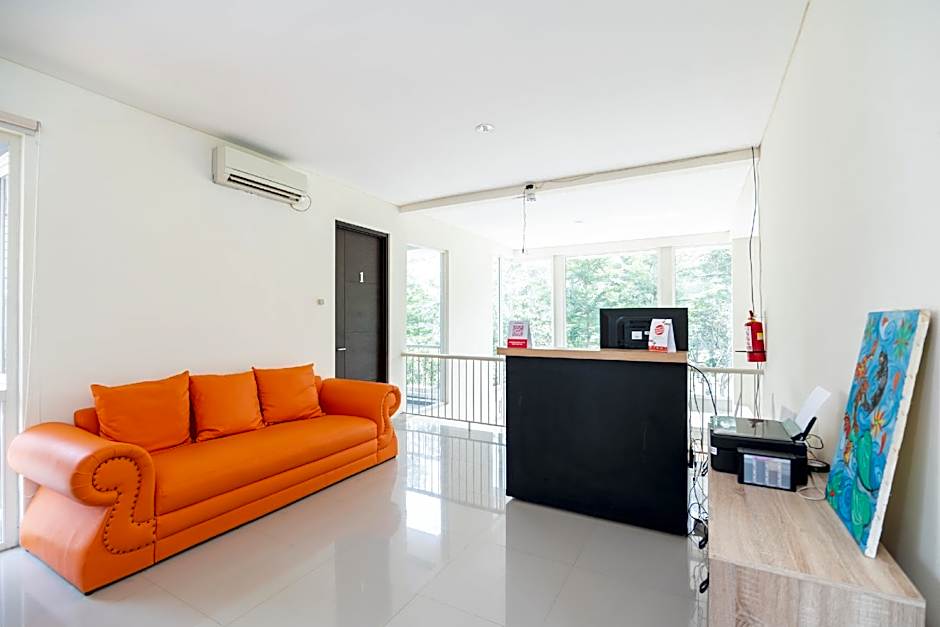 OYO 2001 Taman Dayu Villa Golf View