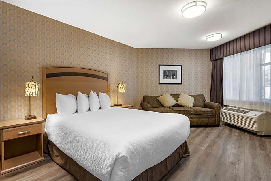 Best Western Plus Country Meadows Inn