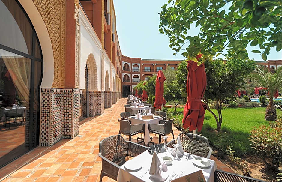 Hotel Riad Ennakhil & SPA