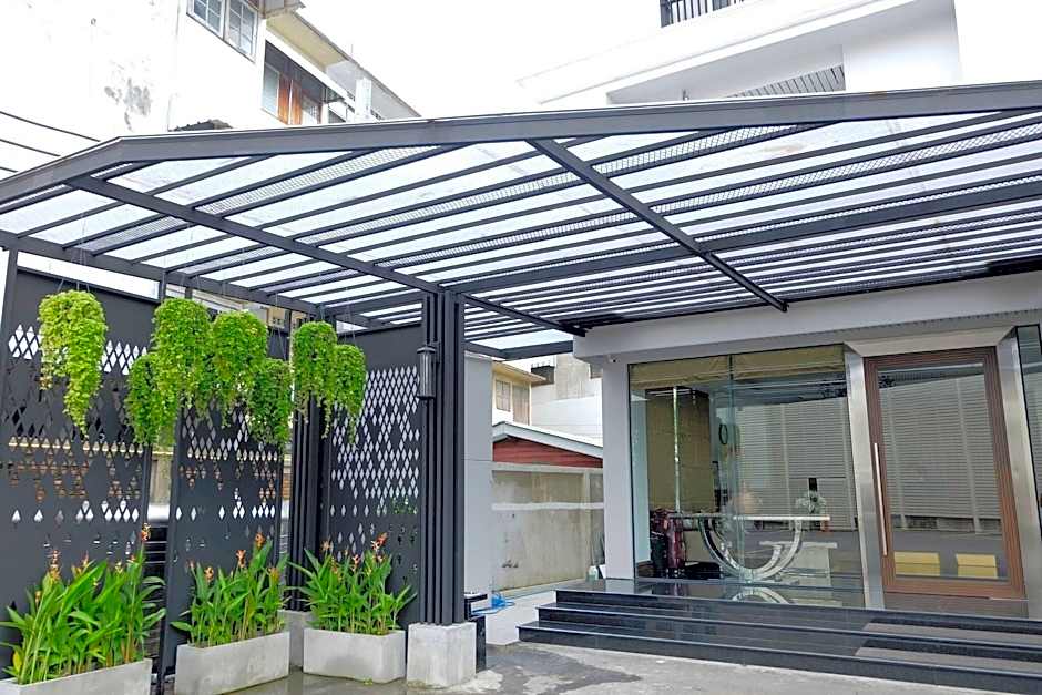 Methavalai Residence