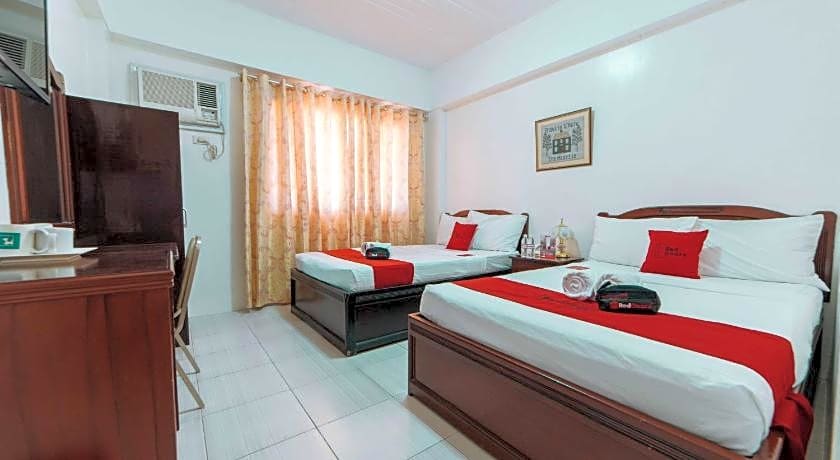 RedDoorz Plus @ Poblacion District Davao