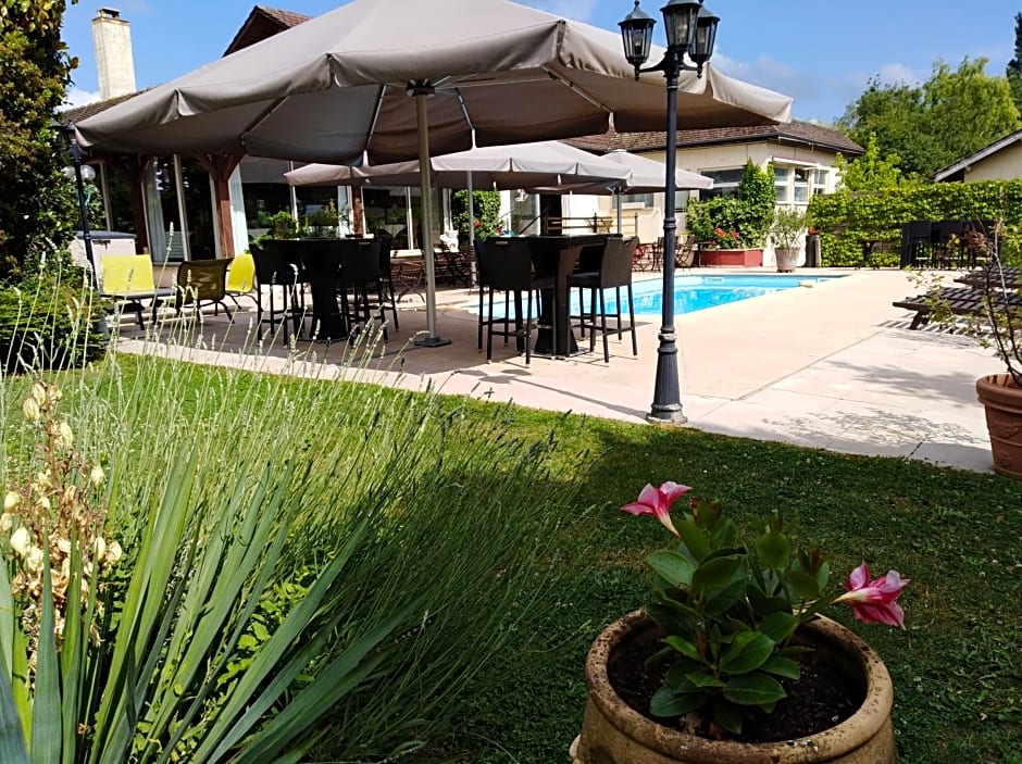 Hôtel-Restaurant "La Gremelle"