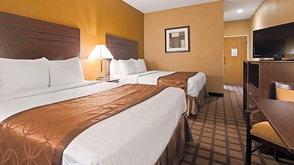 Best Western Plaza Hotel Saugatuck