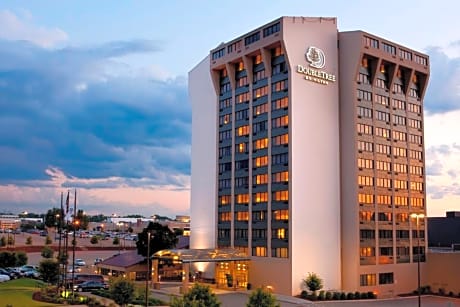 DoubleTree by Hilton Pittsburgh Monroeville Convention Center