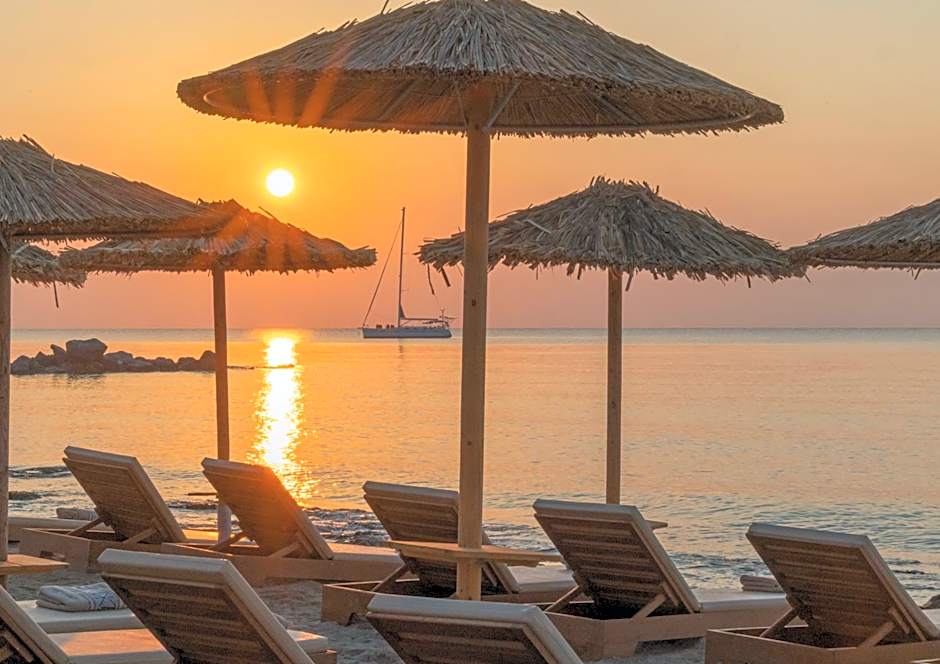 Cabana Blu Hotel & Suites