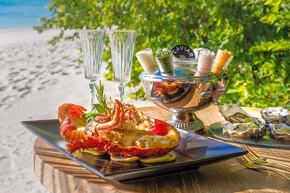 The Halcyon Private Isles Maldives, Autograph Collection