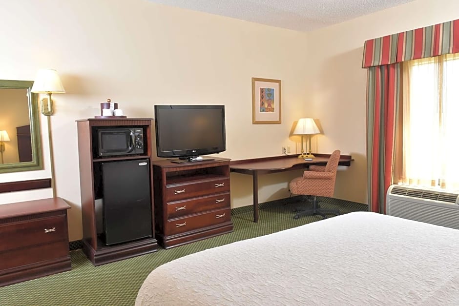 Hampton Inn By Hilton Stony Creek, Va