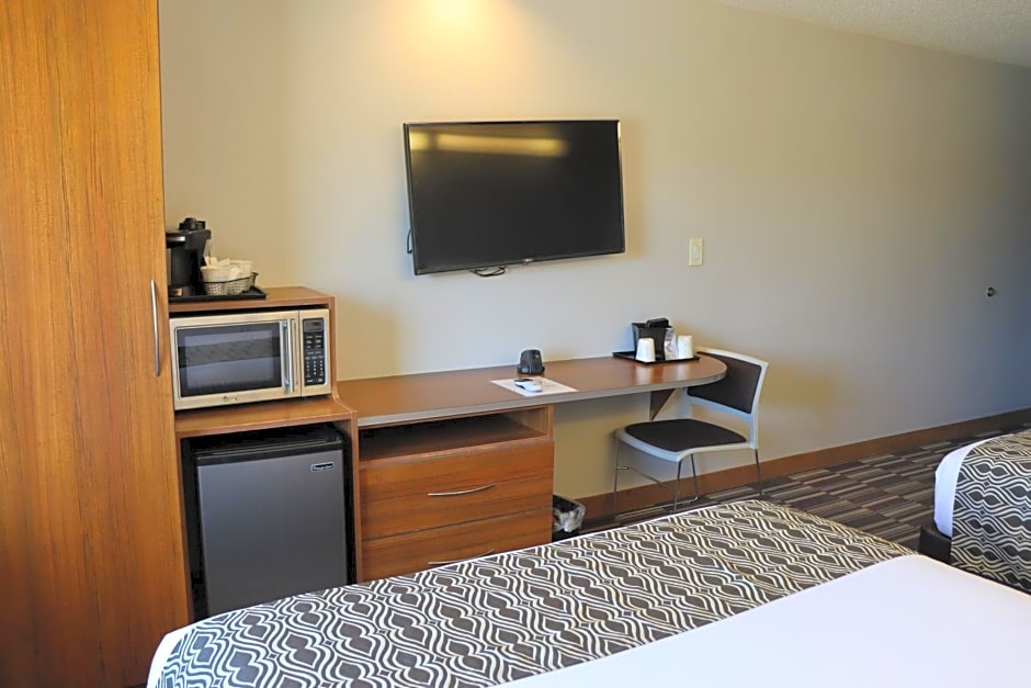 Microtel Inn & Suites by Wyndham Columbus/Near Fort Moore