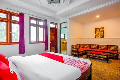 OYO 3004 Penginapan Bromo Adi
