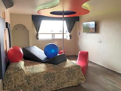 Hotel & Villas 7