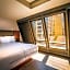 La Quinta by Wyndham Time Square South