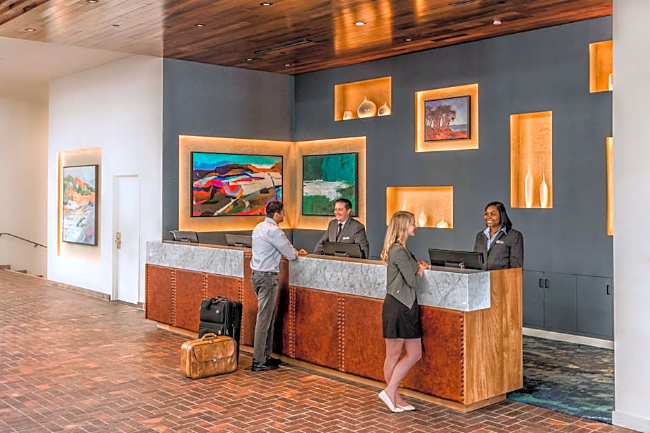 Portola Hotel and Spa
