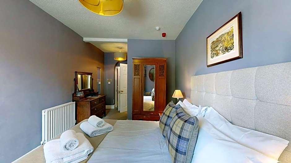 The Oakhill Inn