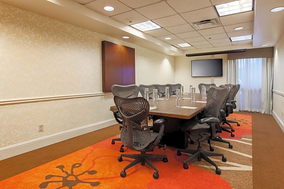 Hilton Garden Inn Dallas/Market Center