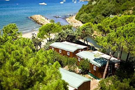 PuntAla Camp & Resort