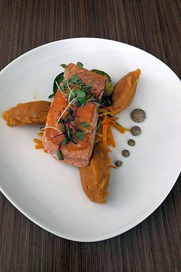 AC Hotel by Marriott Santa Marta