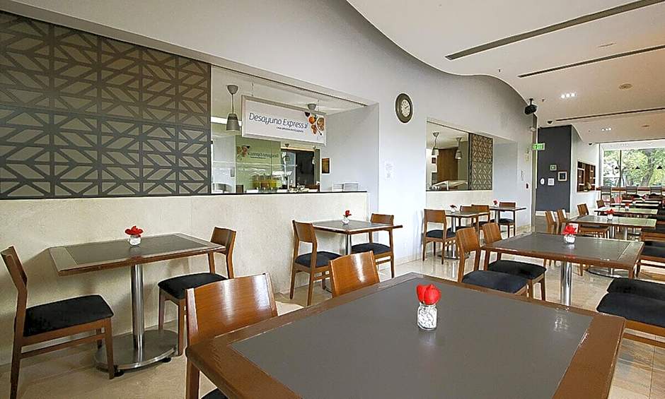 Holiday Inn Express Mexico Reforma By IHG