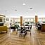 Blue Water Inn & Suites, BW Signature Collection