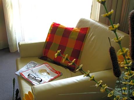 One-Bedroom Apartment with Balcony