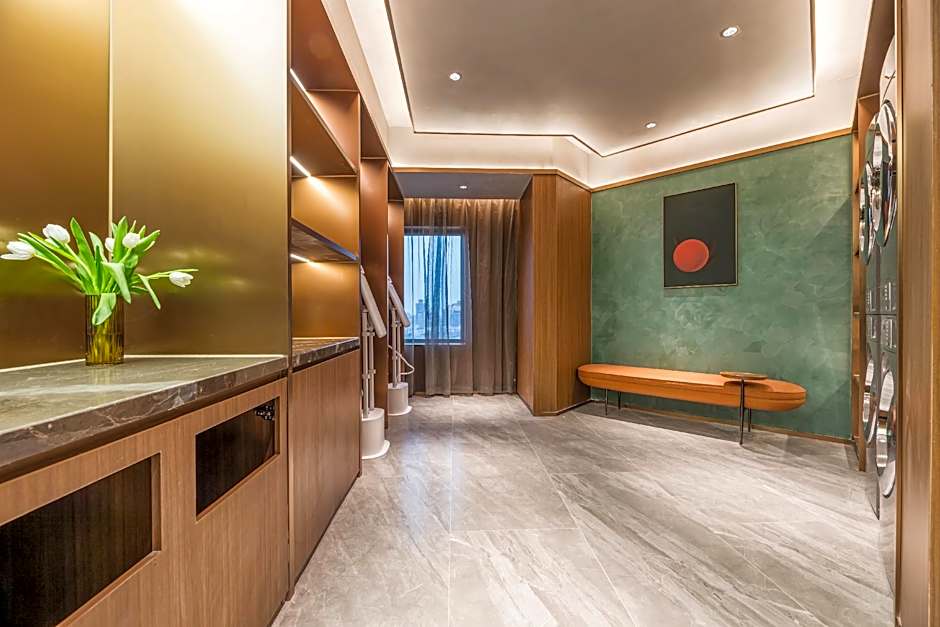 Orange Hotel Nantong Yuanrong Plaza