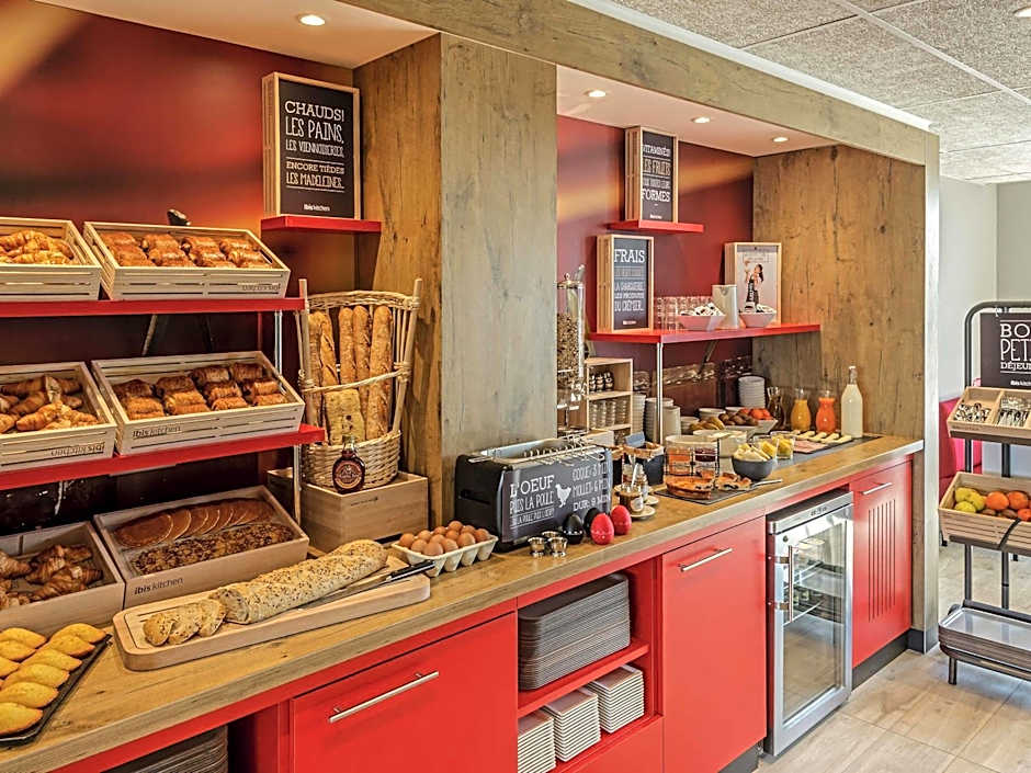 ibis Pontorson Baie Du Mont Saint Michel