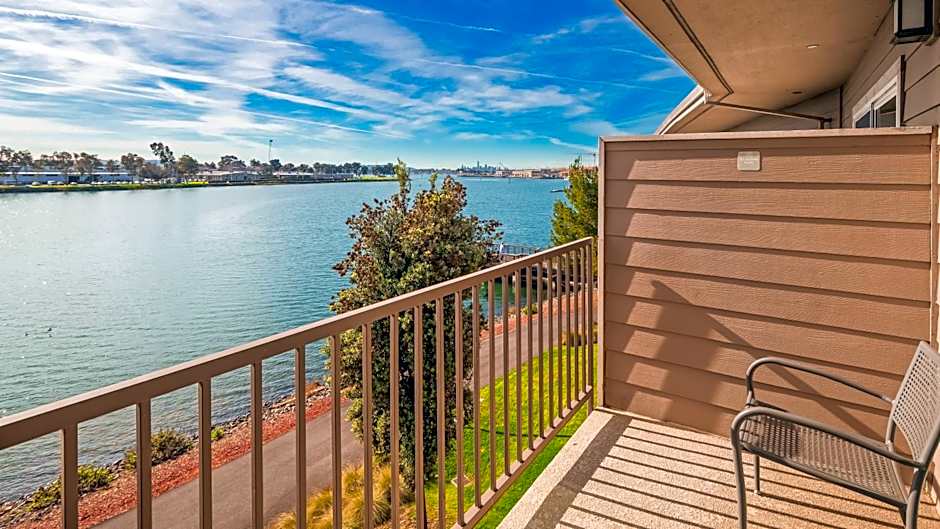 Executive Inn & Suites Oakland