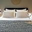 Sweet Home studio Aix en Provence, terrasse, piscine, resto,