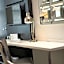 Renaissance by Marriott Cincinnati Downtown Hotel