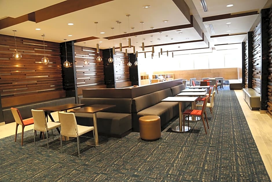 Hampton Inn & Suites - Richmond - Downtown, VA