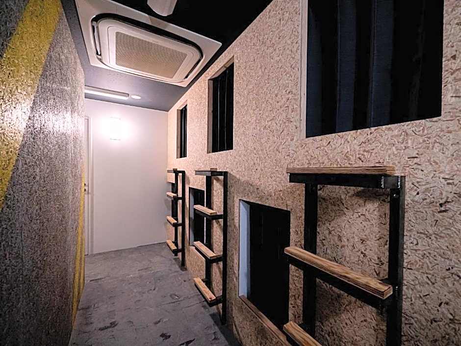 BENCH hostel & 3rd place