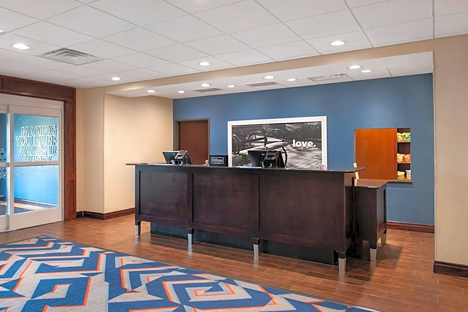 Hampton Inn By Hilton & Suites Harvey