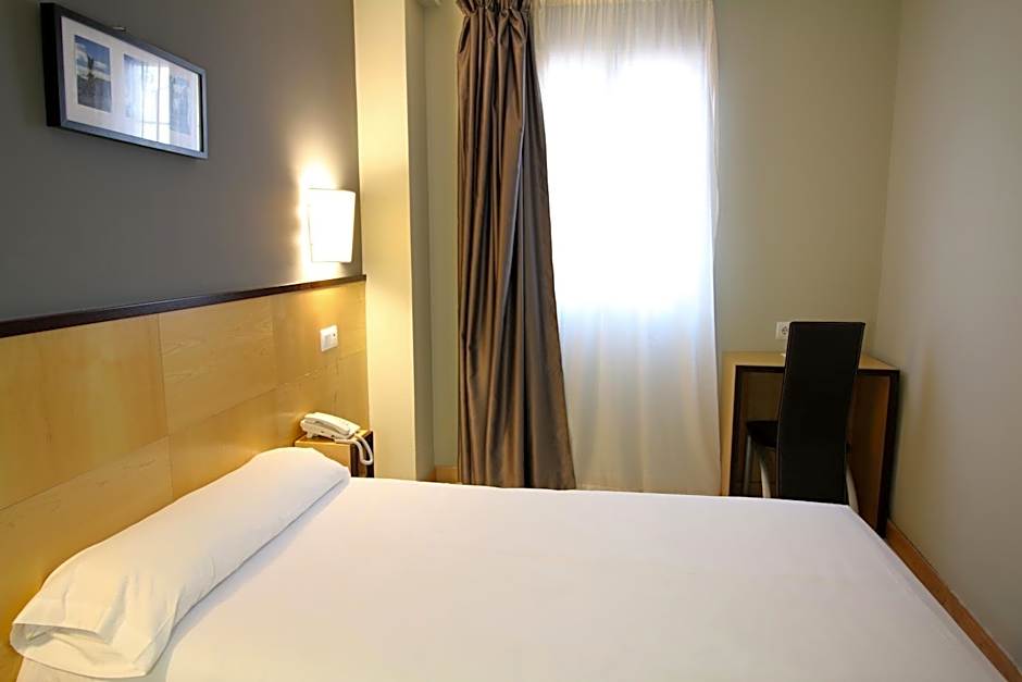 Hotel Alda Entrearcos