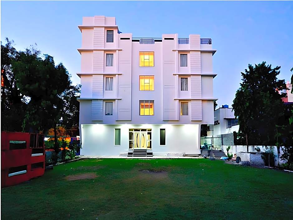 Photo 1 of 9 of Hotel Mukund Villas