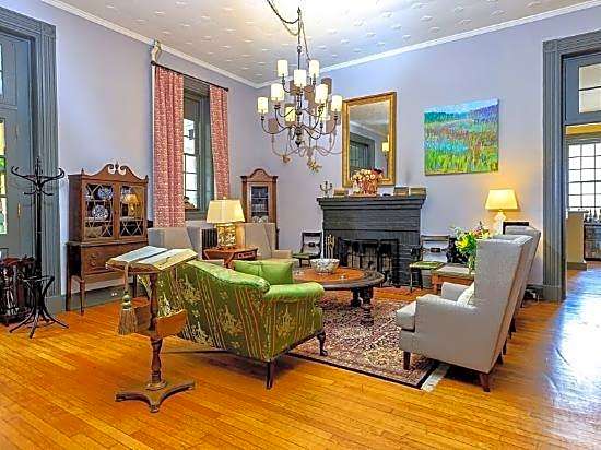 The Inn at Warm Springs