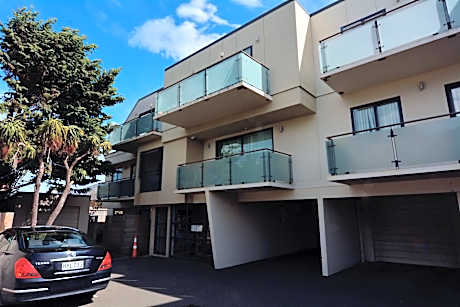 BeachLife Apartments