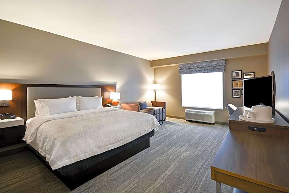 Hampton Inn By Hilton Livonia Detroit