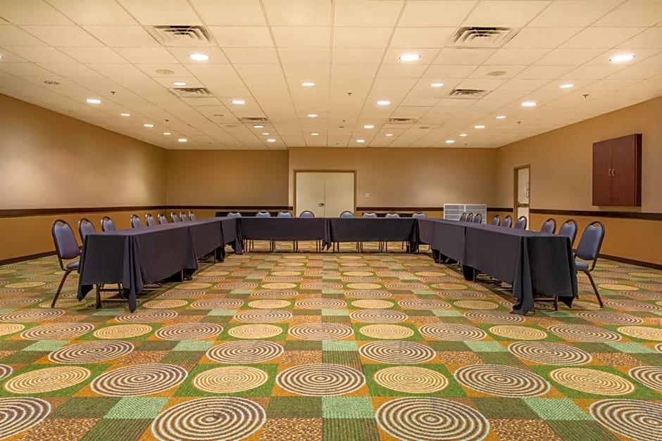 Holiday Inn Bloomington By IHG