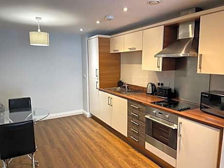 King Bed One Bedroom Apartment