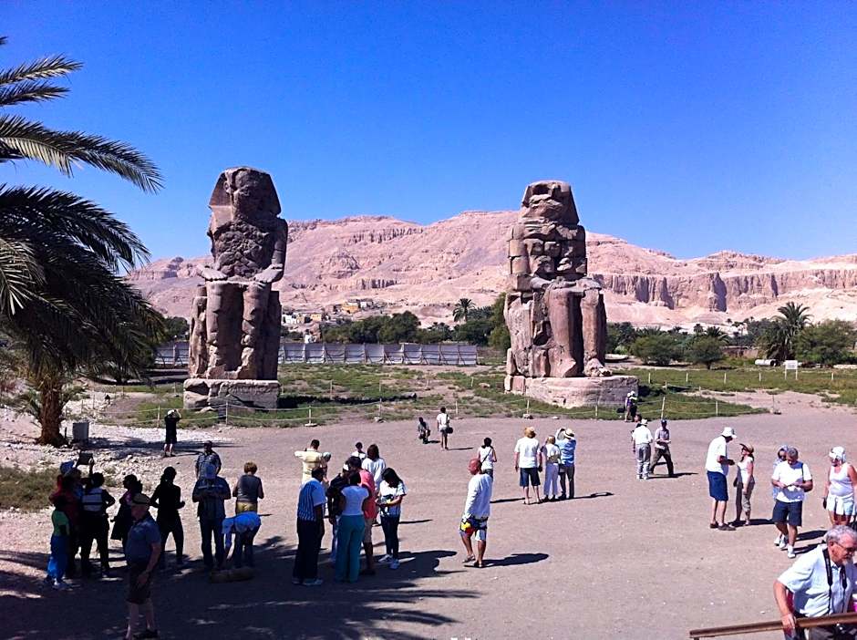 New Memnon Hotel